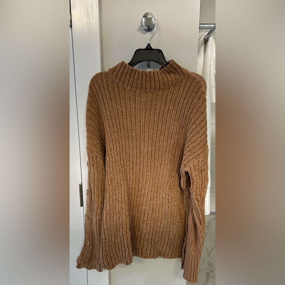 BRAND NEW BCBGMAXAZRIA Brown Knitted Crew Neck Style Sweater in Size L